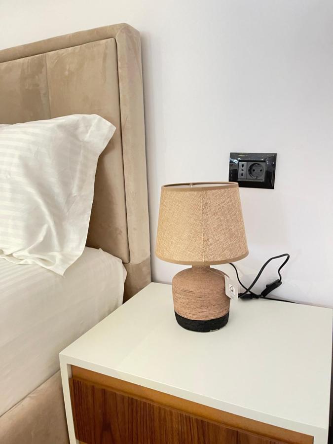 Duplex Lungomare Suites Vlorë エクステリア 写真