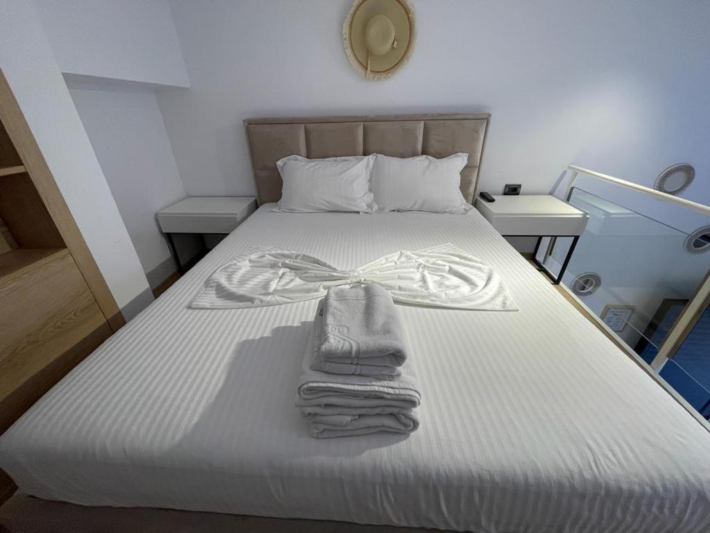 Duplex Lungomare Suites Vlorë エクステリア 写真
