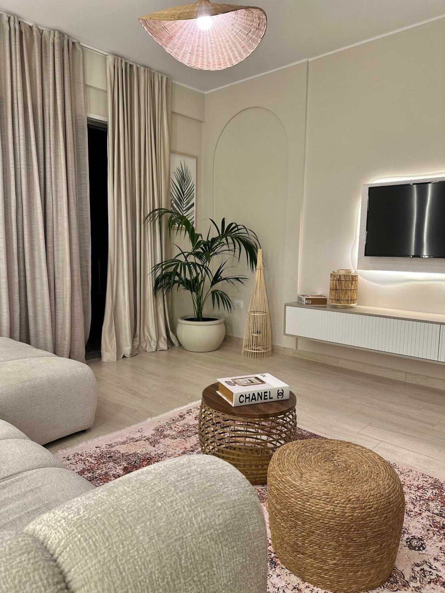 Duplex Lungomare Suites Vlorë エクステリア 写真