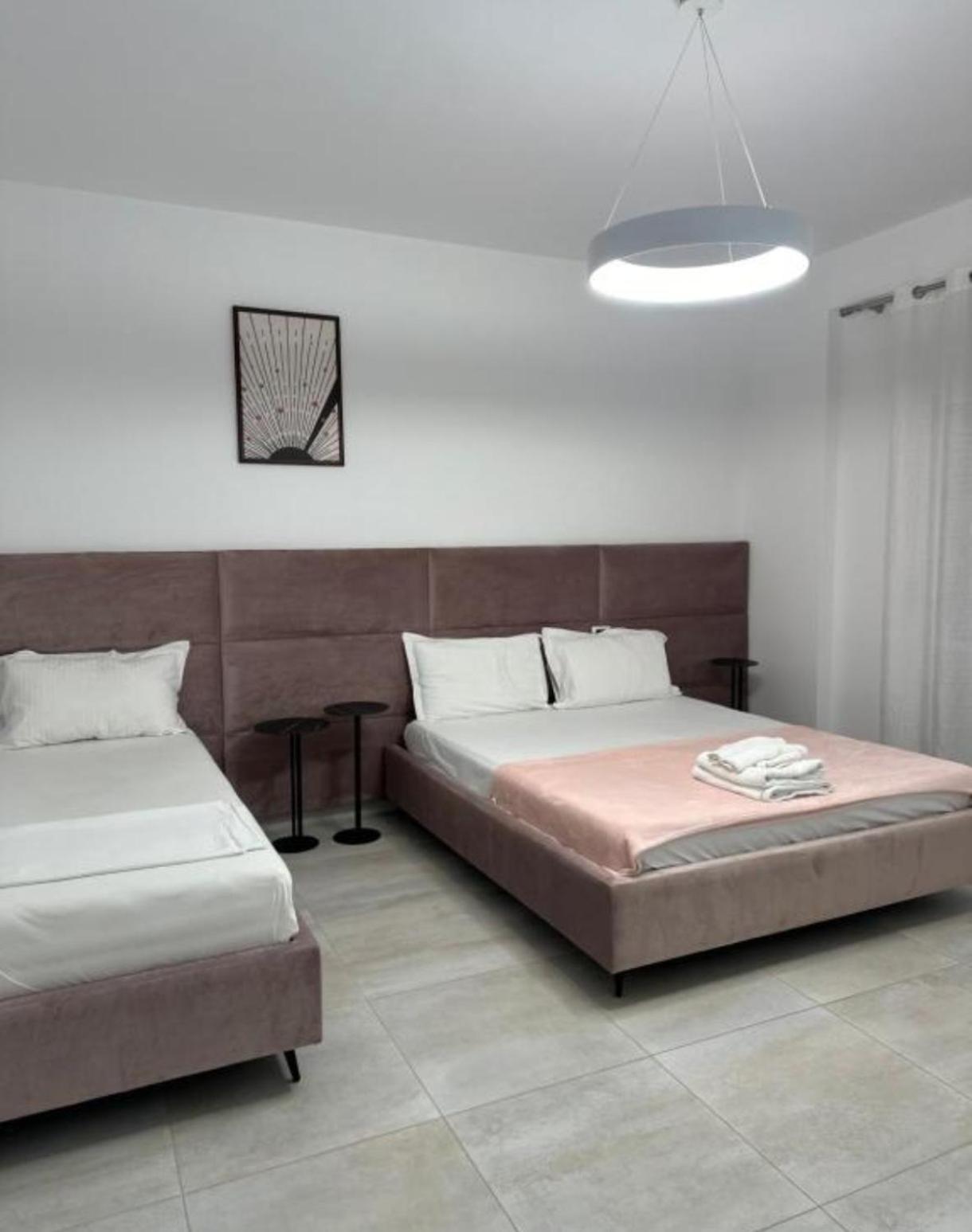 Duplex Lungomare Suites Vlorë エクステリア 写真