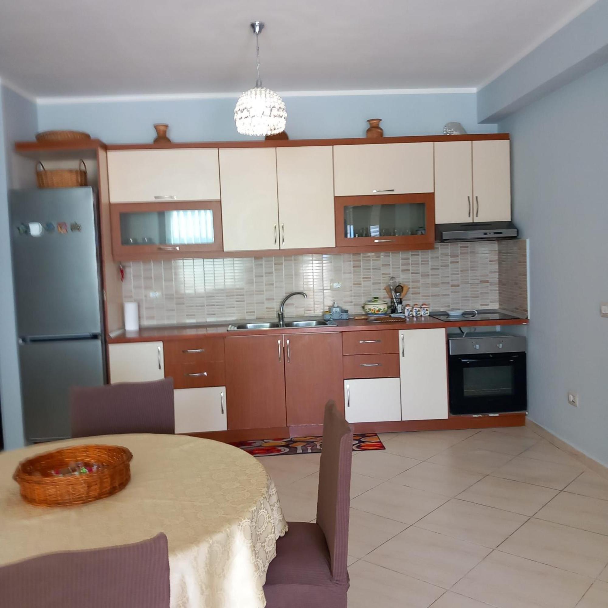 Duplex Lungomare Suites Vlorë 部屋 写真